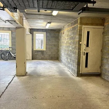 The Tipsy Turtle - Stylish 2 Bed Flat With Parking Apartment Whitstable Exterior photo